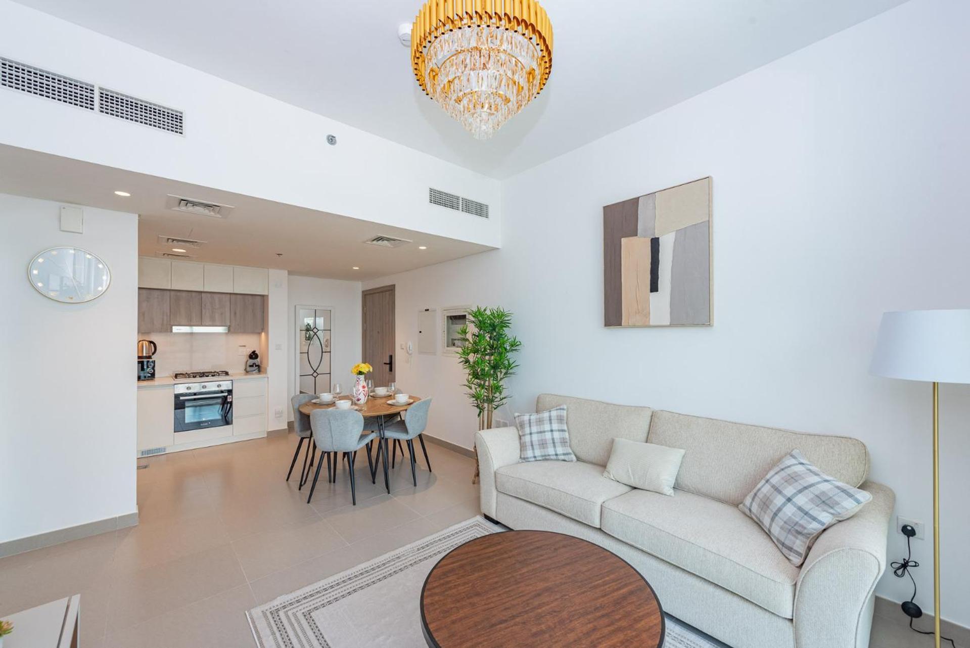 Vayk - Spacious 1 Bd In Hills Apartment