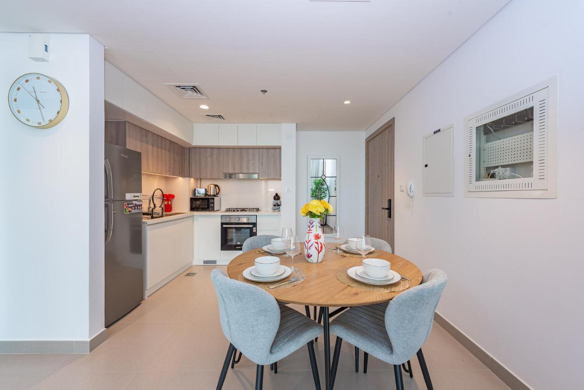 Vayk - Spacious 1 Bd In Hills Apartment Dubai